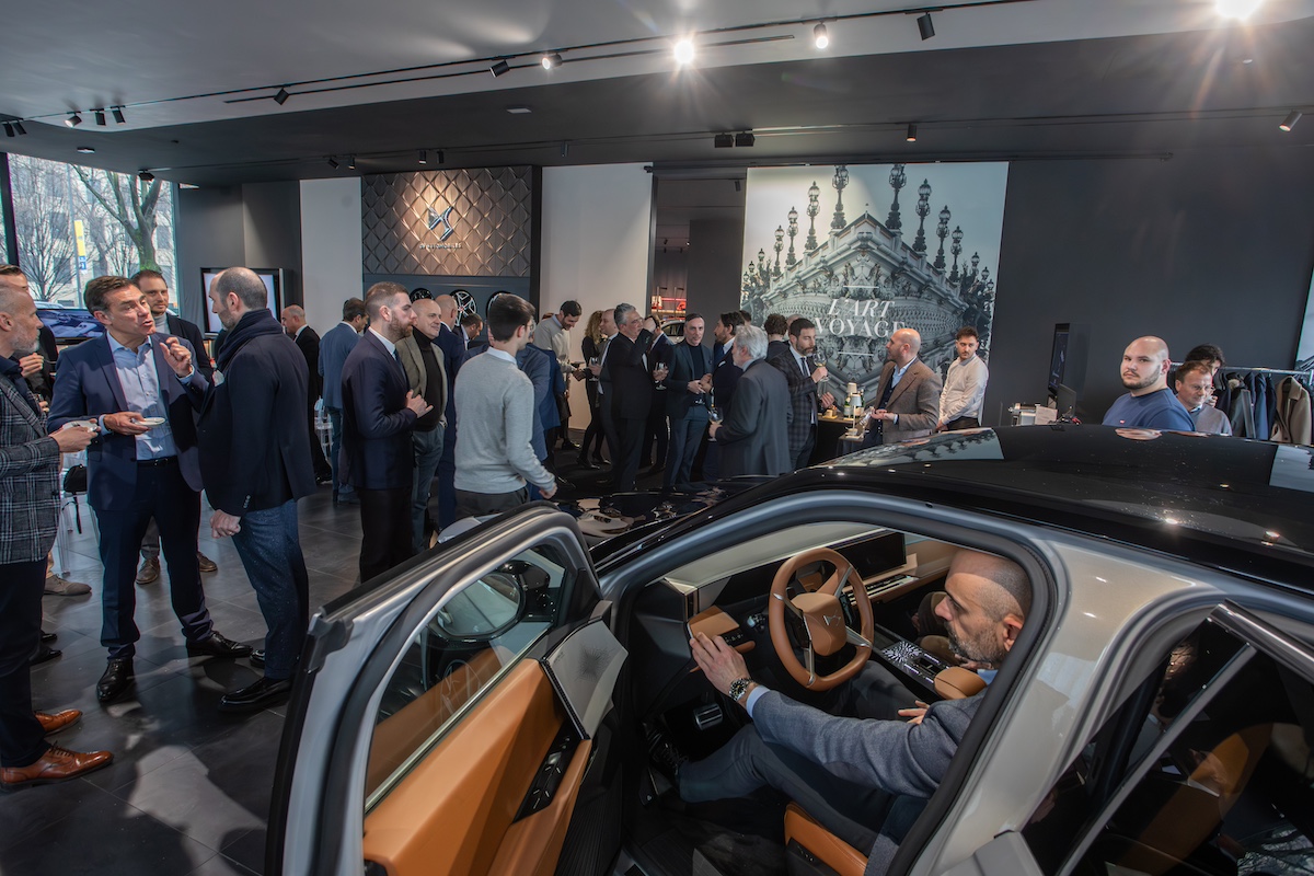 DS: nuovoN°8 la nuova frontiera della mobilità elettrica arriva in Italia DS: nuovoN°8 la nuova frontiera della mobilità elettrica arriva in Italia