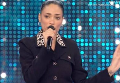 Sanremo 2025, Elodie sbotta a Domenica In: “Vestito strappato? Scrivete cazzate” -VIDEO