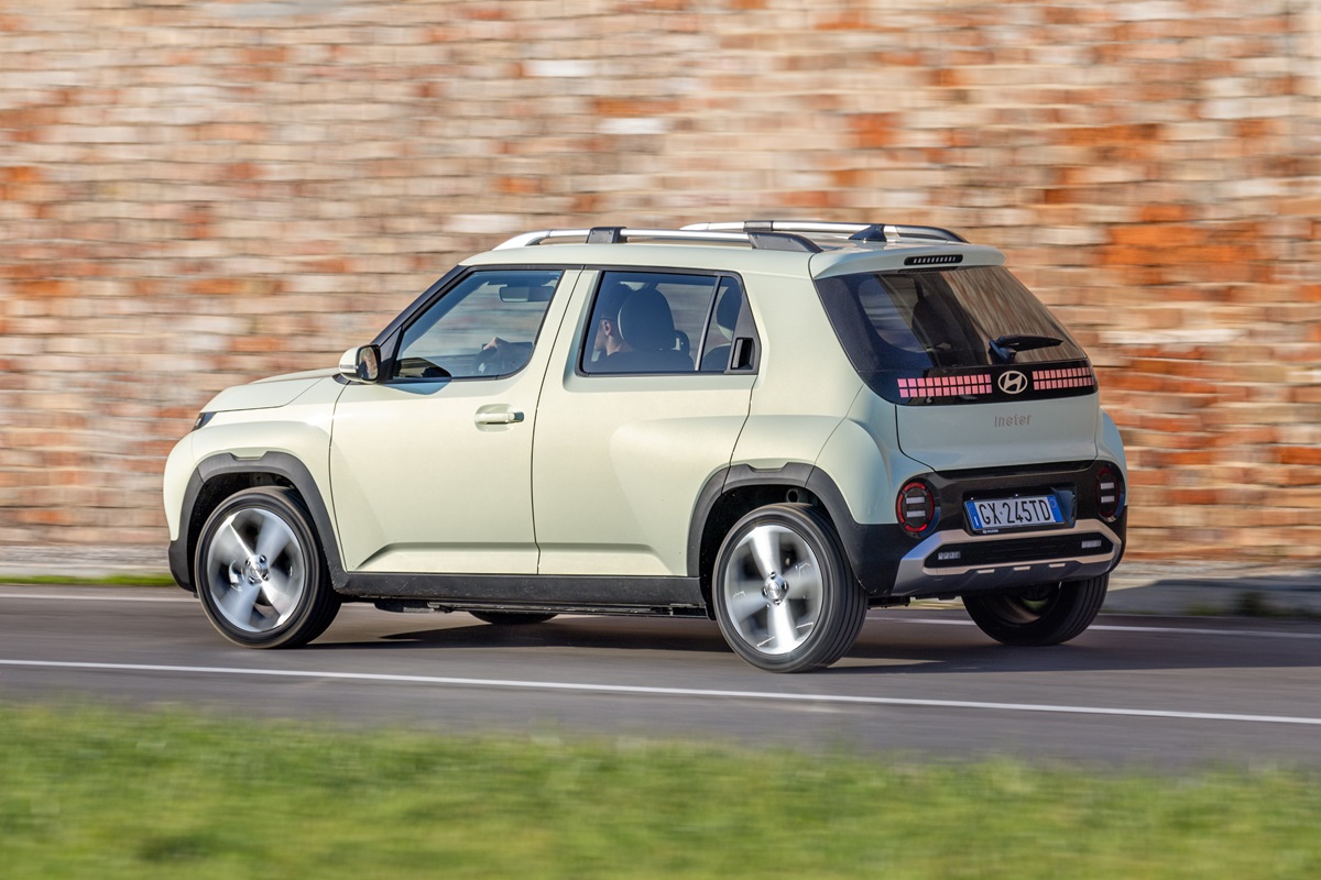 Hyundai INSTER: il City-SUV premium che rivoluziona la mobilità urbana