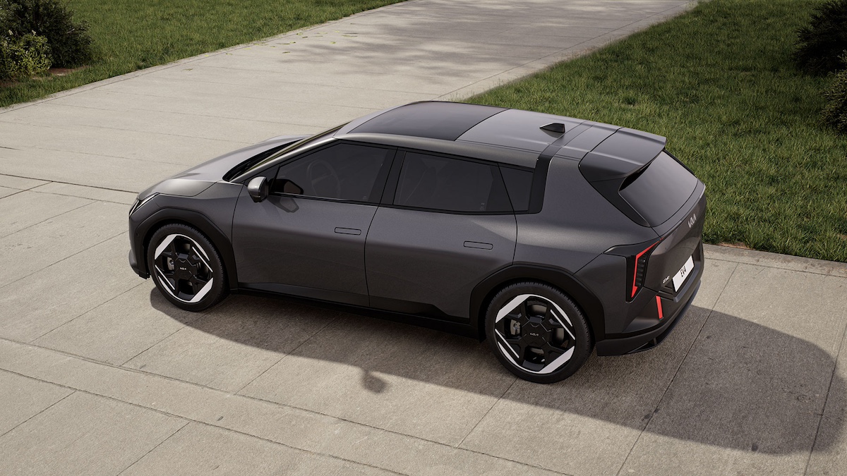 Kia EV4: svelato il design della nuova berlina e hatchback elettrica Kia EV4: svelato il design della nuova berlina e hatchback elettrica