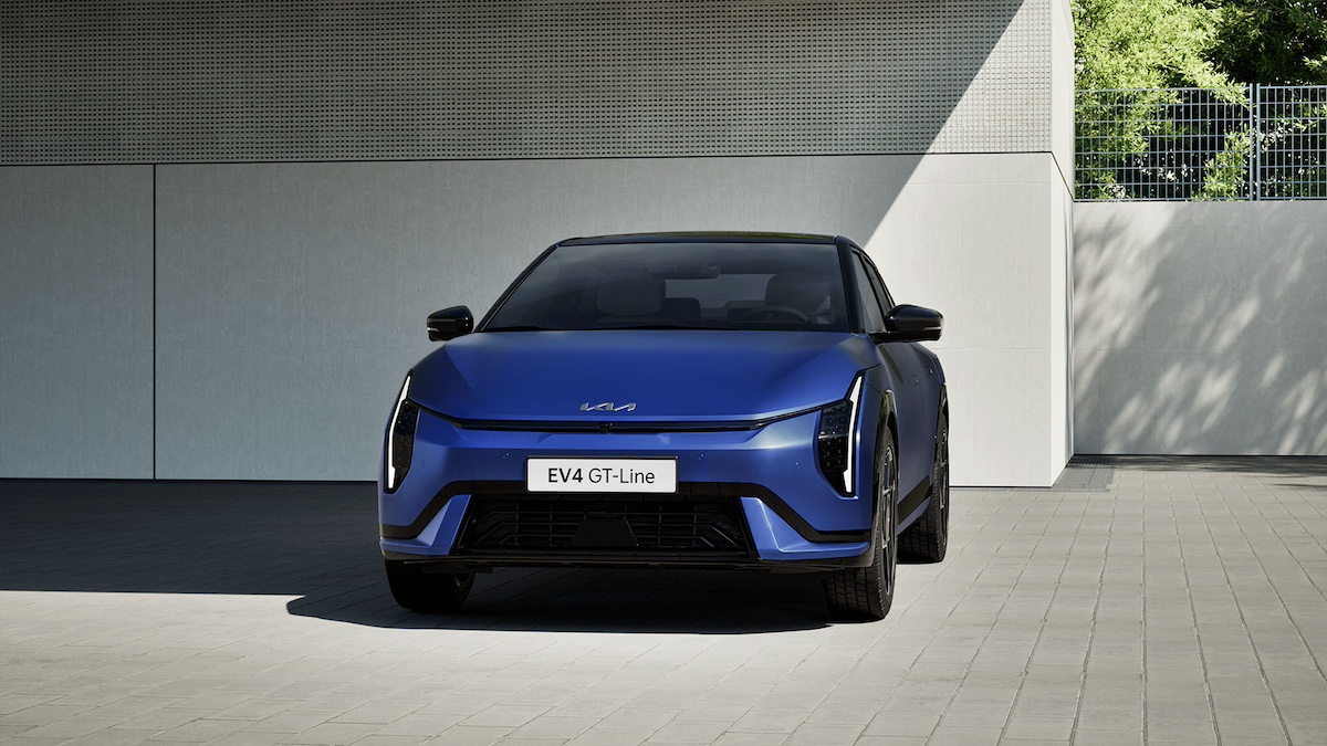 Kia EV4: svelato il design della nuova berlina e hatchback elettrica Kia EV4: svelato il design della nuova berlina e hatchback elettrica