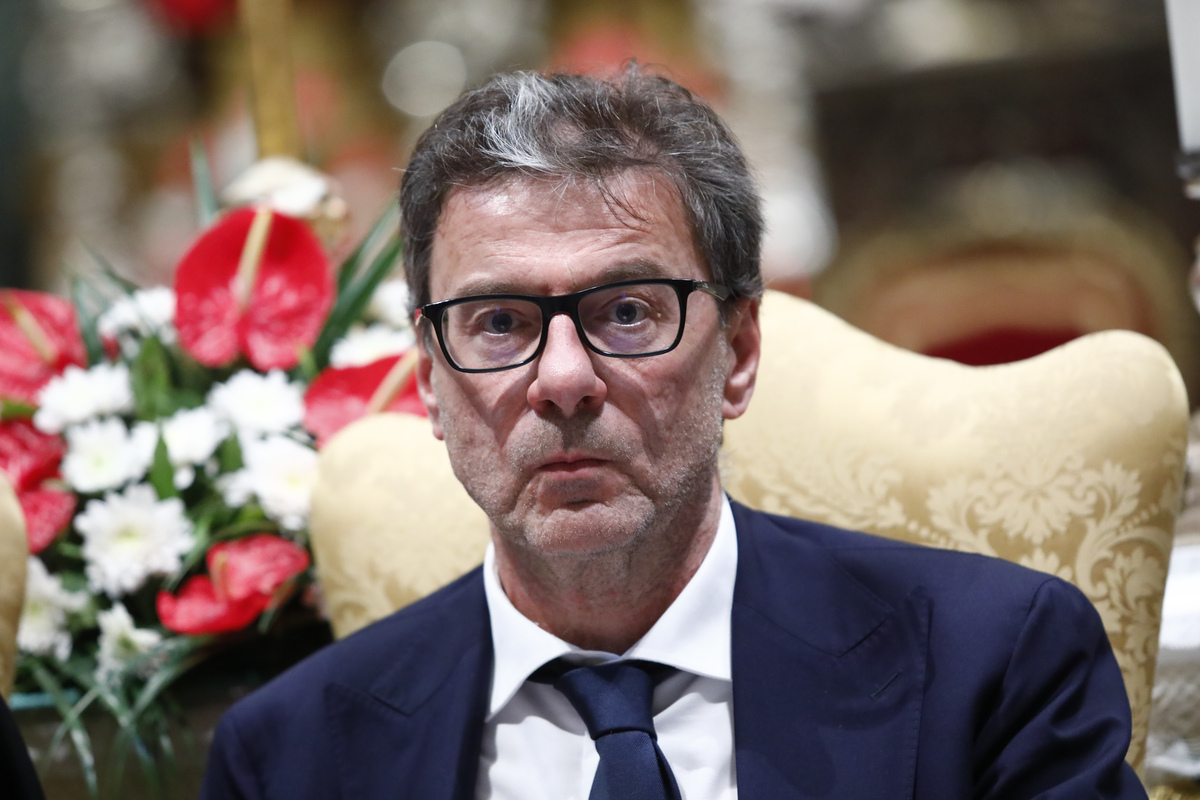 Ue, si riapre la partita del Mes. Un punto dolente per l’Italia (che non lo vuole ratificare) Ue, si riapre la partita del Mes. Un punto dolente per l’Italia (che non lo vuole ratificare)