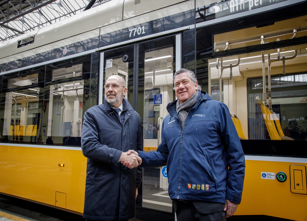 Entrano in servizio i nuovi tram di Atm per Milano
