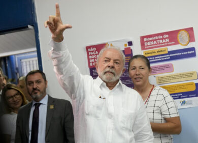 Brasile, Bolsonaro incriminato: progettò un colpo di Stato per fermare Lula