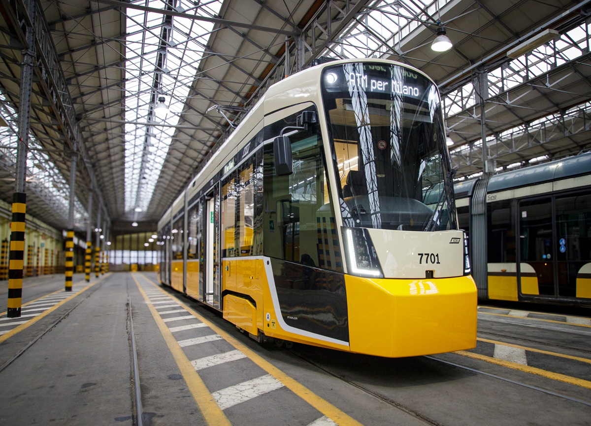 Entrano in servizio i nuovi tram di Atm per Milano