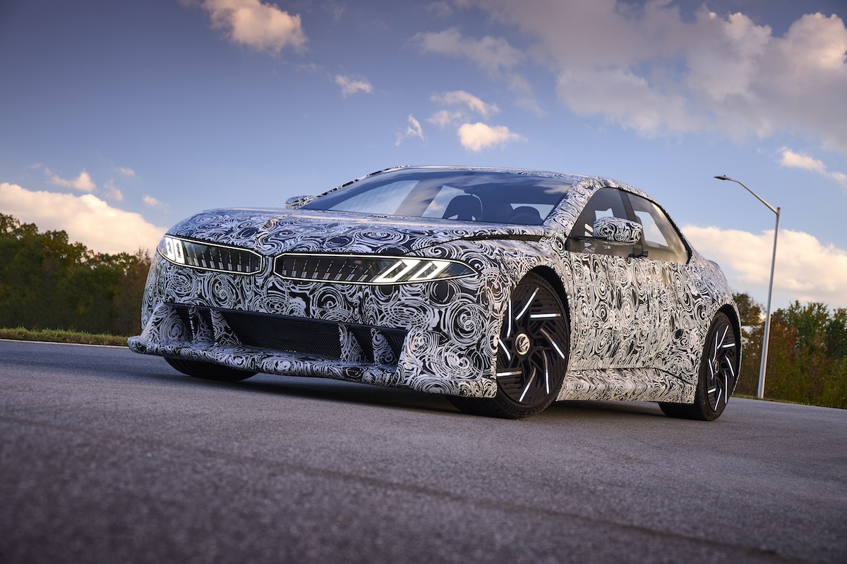 BMW Vision Driving Experience: il futuro della guida ad alte prestazioni