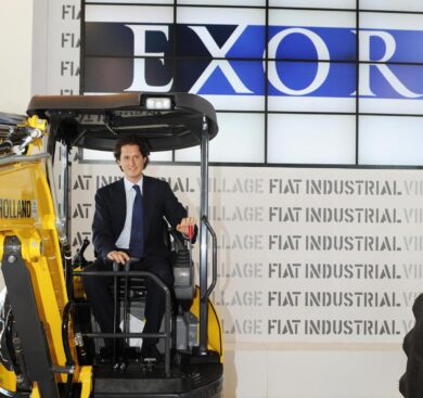 Philips, brutte notizie per Elkann. Rosso di 700 milioni per la società in cui ha investito il nipote dell’Avvocato