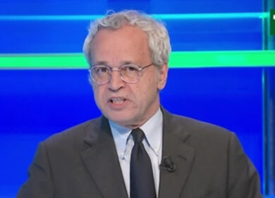 Una via dedicata per errore a Enrico Mentana, il confronto in diretta tra il direttore e il sindaco di Viadana