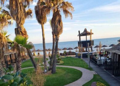 Ostia, va a fuoco il Faber Village, lo stabilimento sequestrato al clan Fasciani