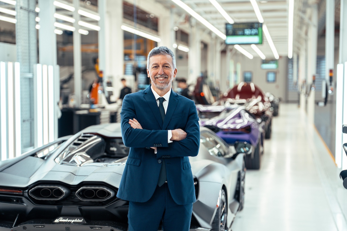Andrea Costantini alla guida della Qualità in Automobili Lamborghini Andrea Costantini alla guida della Qualità in Automobili Lamborghini
