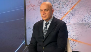 Marco Rizzo: “Trump e Putin fanno la storia, Macron e gli altri la cronaca della loro uscita”
