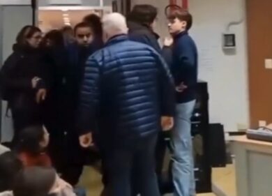 Convegno Pro Vita interrotto, il Pd boccia la mozione di condanna delle violenze