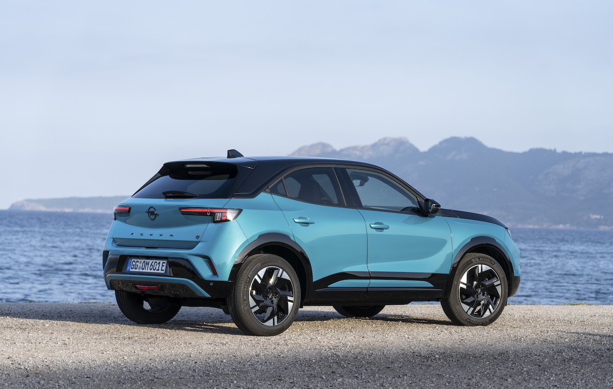 Nuovo Opel Mokka 2025: design rinnovato, tecnologia avanzata e versione elettrica migliorata