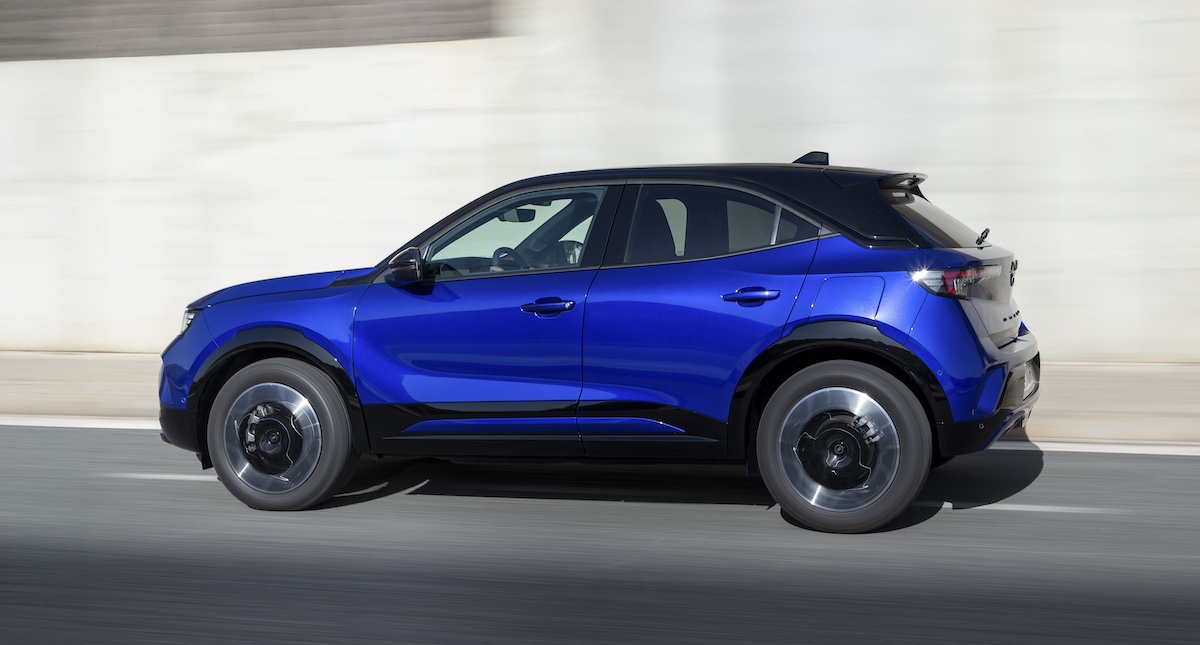 Nuovo Opel Mokka 2025: design rinnovato, tecnologia avanzata e versione elettrica migliorata