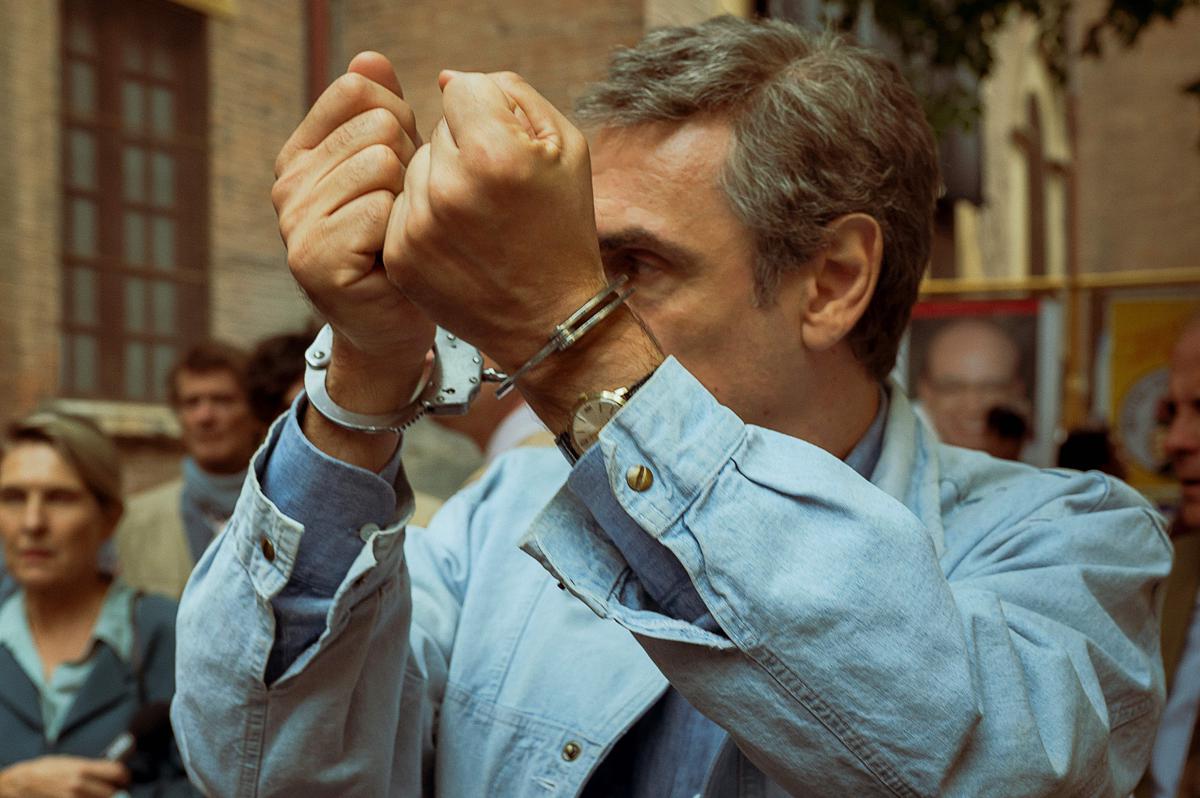 Galleria foto 'Tv: ‘Portobello’ serie su Enzo Tortora, prima prodotta in Italia per Max (che sfiderà Netflix e Disney+)' - foto 1