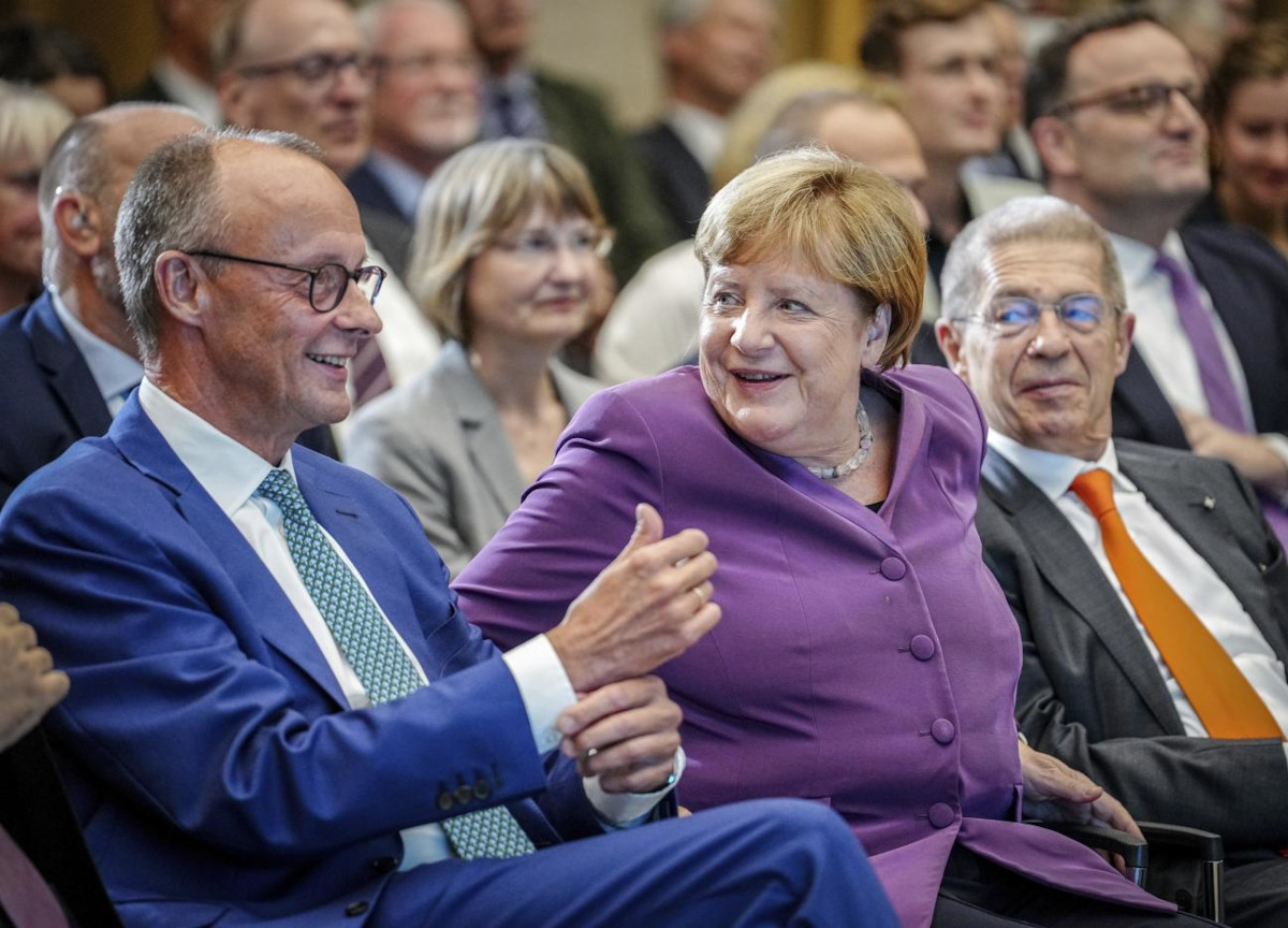 Chi è Friedrich Merz, l’eterno vice (e rivale) di Merkel nella Cdu che non ha mai governato nulla Chi è Friedrich Merz, l’eterno vice (e rivale) di Merkel nella Cdu che non ha mai governato nulla