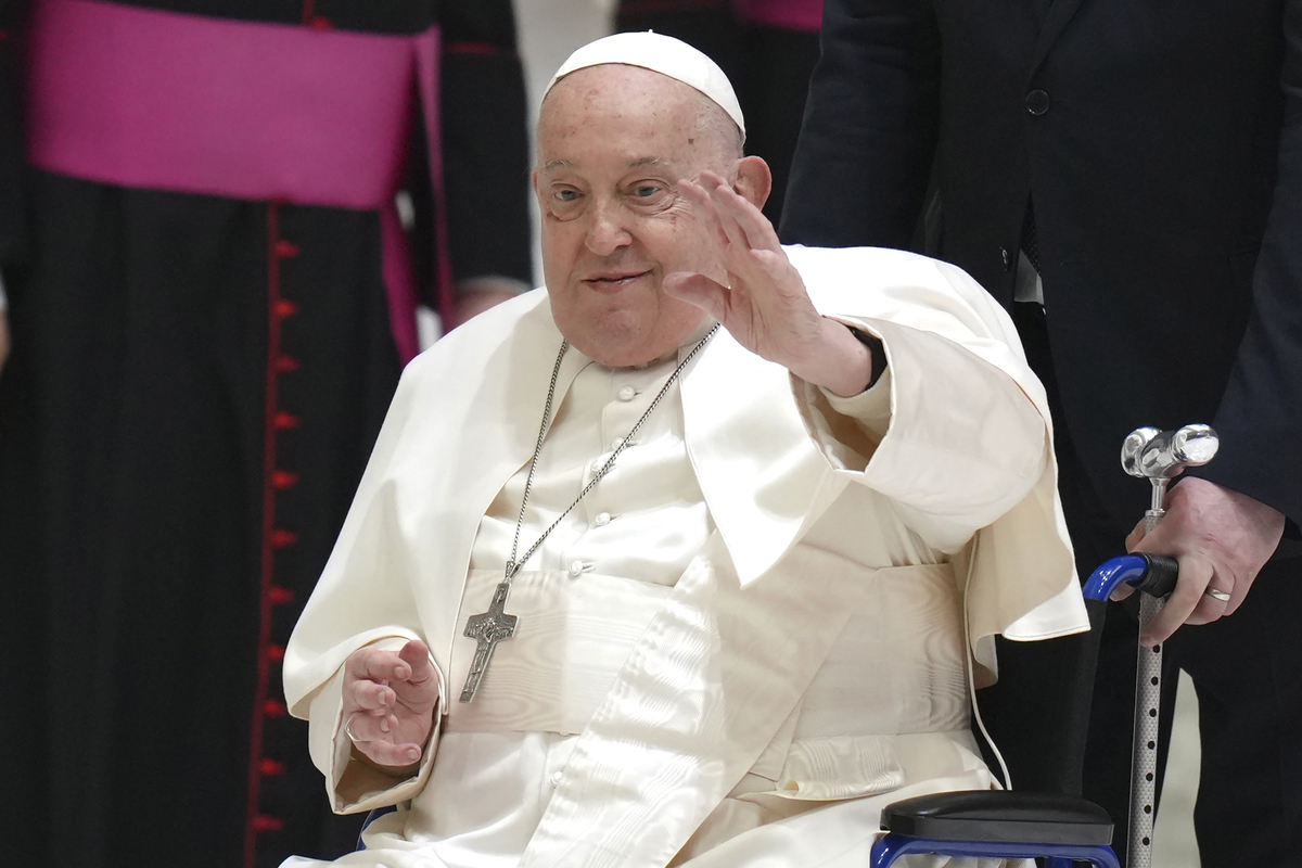 Papa Francesco, buone notizie dal Vaticano: leggero miglioramento, ma la prognosi resta riservata Papa Francesco, buone notizie dal Vaticano: leggero miglioramento, ma la prognosi resta riservata