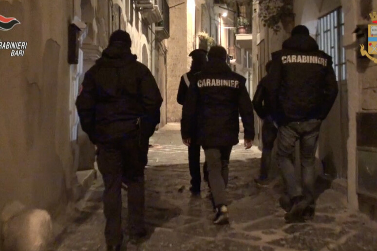 Catania, voto di scambio politico-mafioso: 19 indagati. Arrestato anche il deputato Ars Giuseppe Castiglione Catania, voto di scambio politico-mafioso: 19 indagati. Arrestato anche il deputato Ars Giuseppe Castiglione