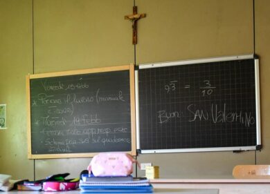 Ora di religione, don Mangiarotti (Pro Life) replica agli studenti della protesta all’Arcivescovado
