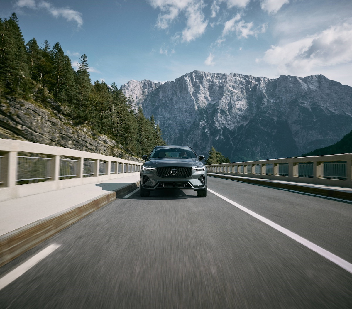 Volvo XC60 Model Year 2026: tecnologia avanzata, design rinnovato e massimo confort