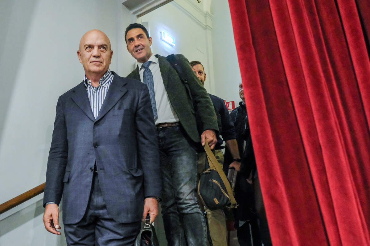 Rizzo-Vannacci, l’incontro che non ti aspetti: al via l’alleanza rossobruna? Rizzo-Vannacci, l’incontro che non ti aspetti: al via l’alleanza rossobruna?