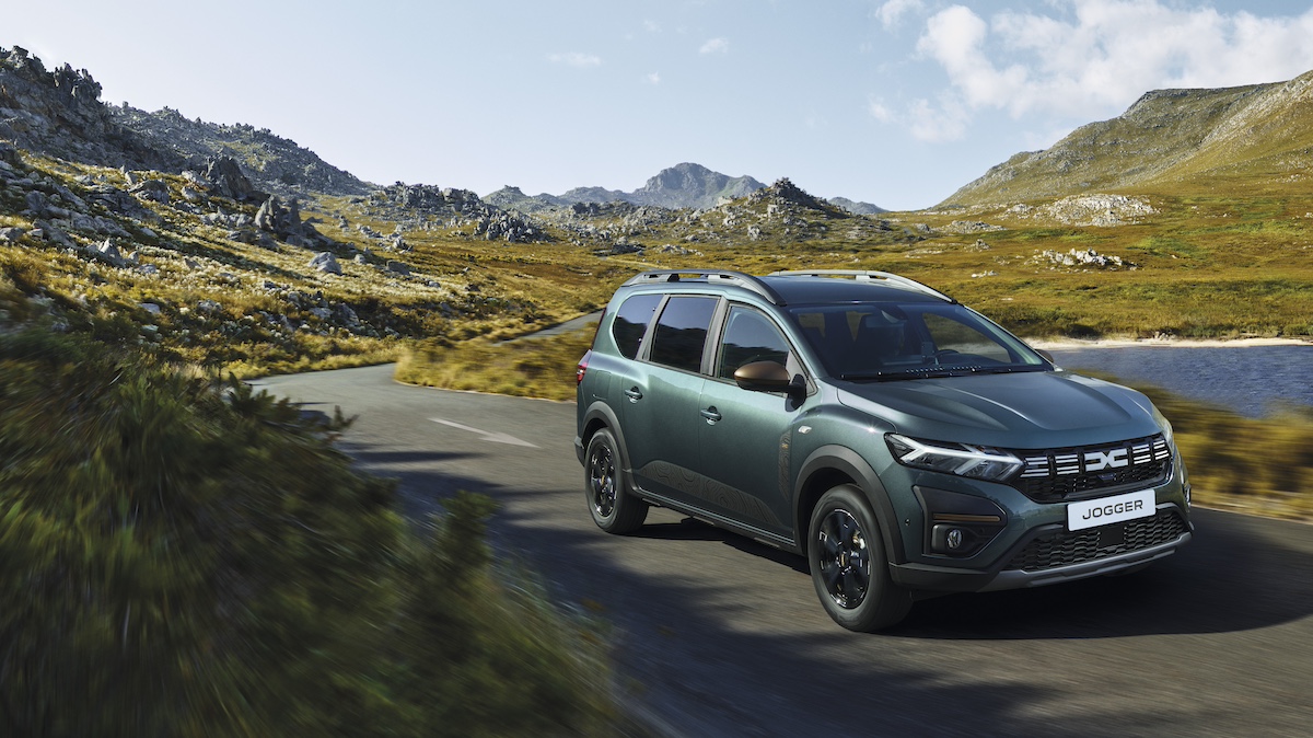 Dacia Jogger: tecnologia ADAS per sicurezza e comfort a bordo Dacia Jogger: tecnologia ADAS per sicurezza e comfort a bordo