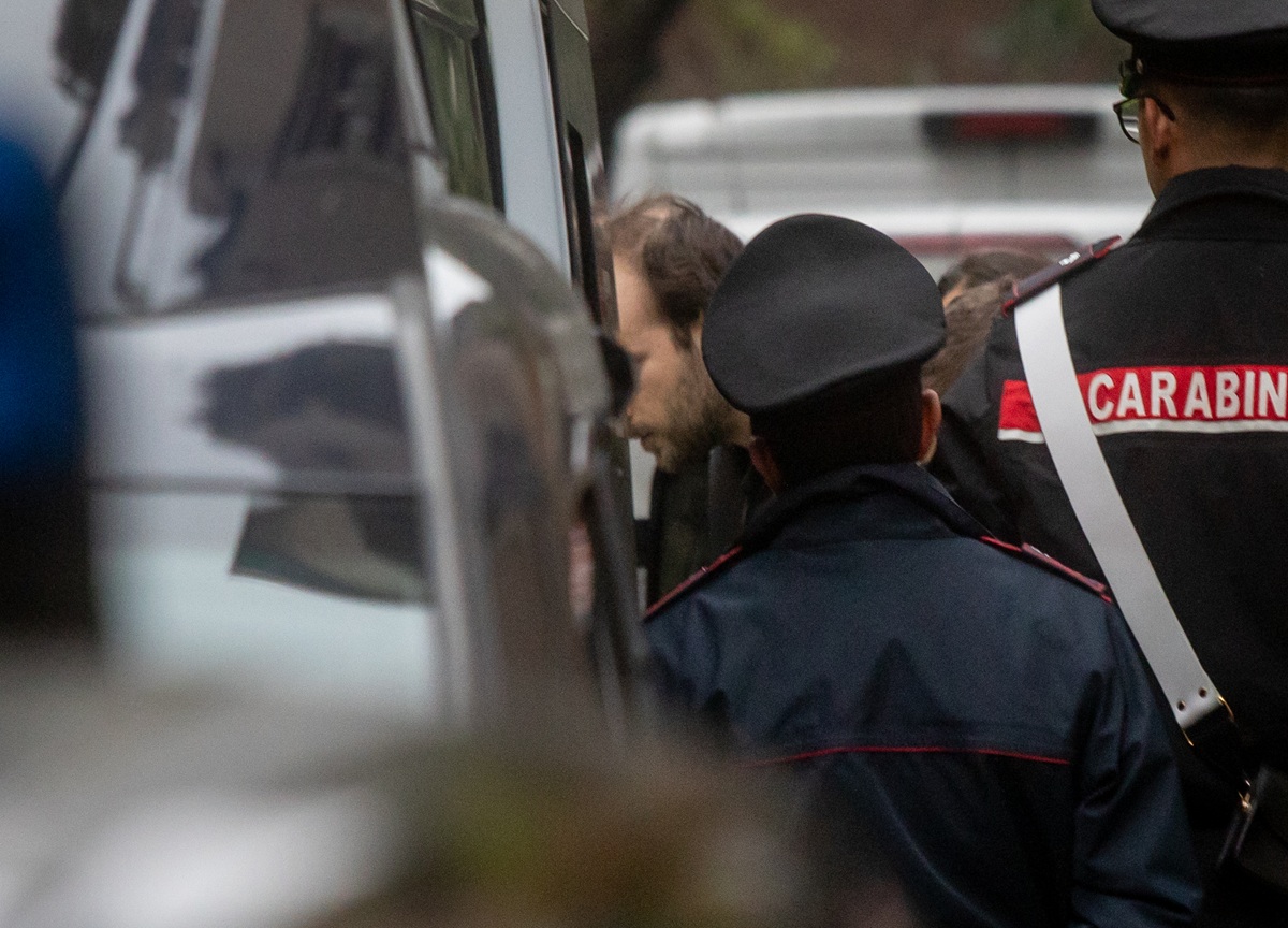 Ereditiera milanese uccisa: il figlio 36enne assolto per “vizio totale di mente” Ereditiera milanese uccisa: il figlio 36enne assolto per “vizio totale di mente”