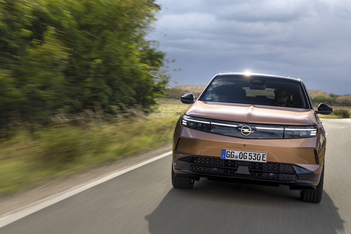 Opel Grandland 2024: il SUV che ti fa respirare aria pulita con Intelli-Air