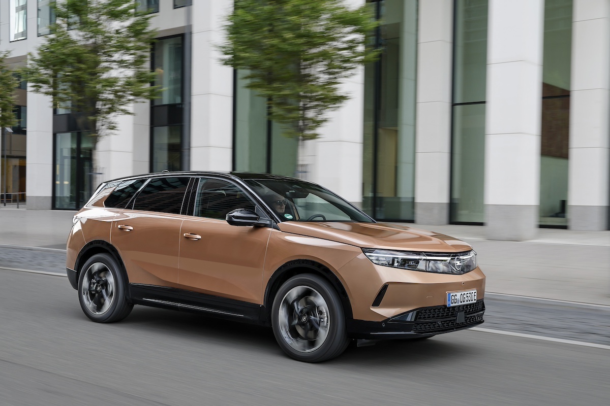 Opel Grandland 2024: il SUV che ti fa respirare aria pulita con Intelli-Air