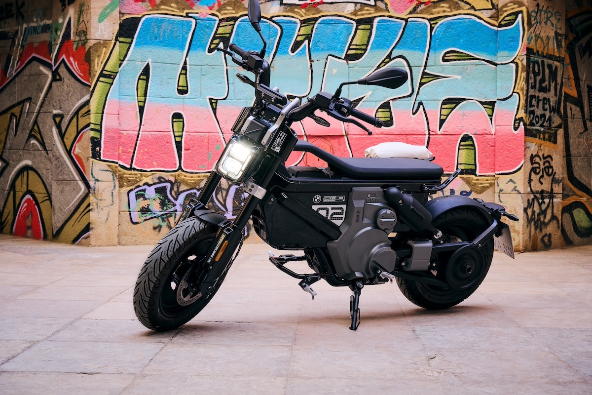 BMW Motorrad lancia incentivi per il BMW CE 02, il futuro della mobilità urbana sostenibile