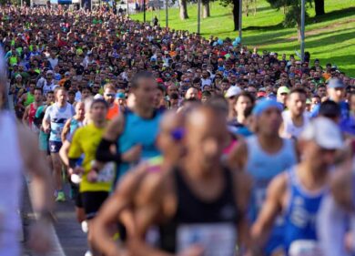 Maratona Roma-Ostia: in 13 mila vincono un disegno al posto della medaglia
