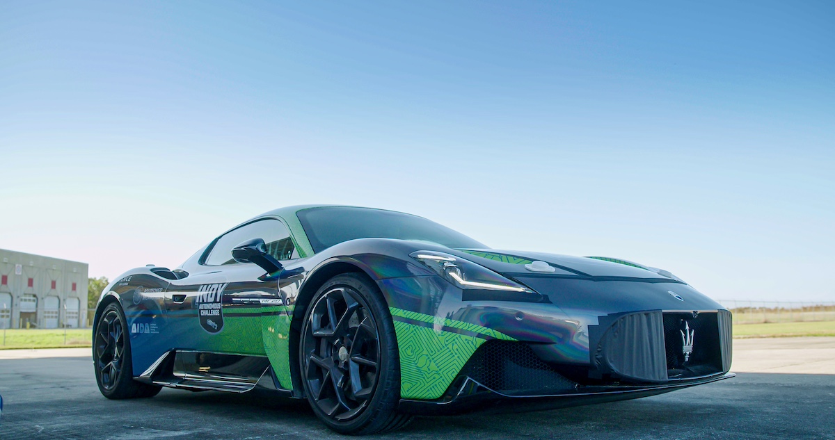 Maserati MC20 autonoma stabilisce un nuovo record mondiale di velocità Maserati MC20 autonoma stabilisce un nuovo record mondiale di velocità