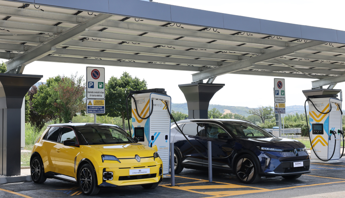 Auto elettriche in crescita a febbraio: il mercato accelera, ma l’Europa deve fare di più Auto elettriche in crescita a febbraio: il mercato accelera, ma l’Europa deve fare di più