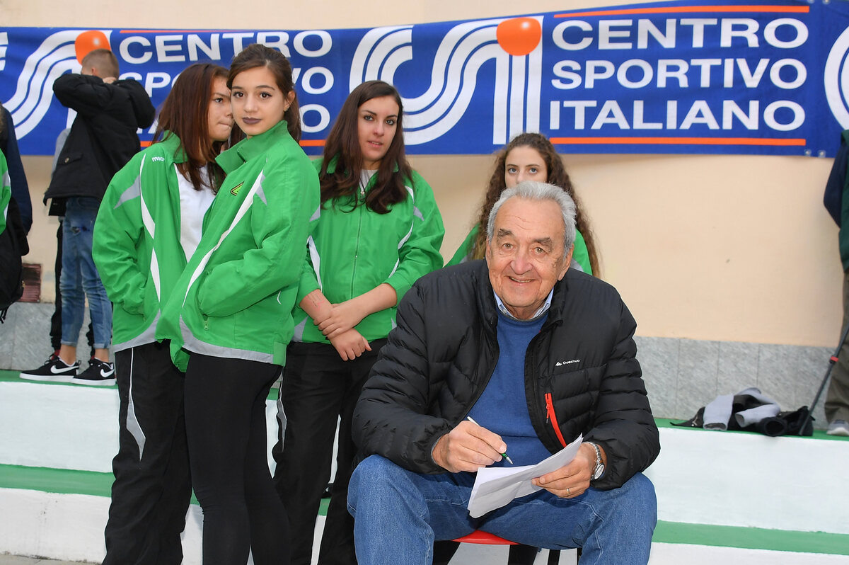 È morto Bruno Pizzul, icona del giornalismo sportivo. Addio alla storica voce della Nazionale