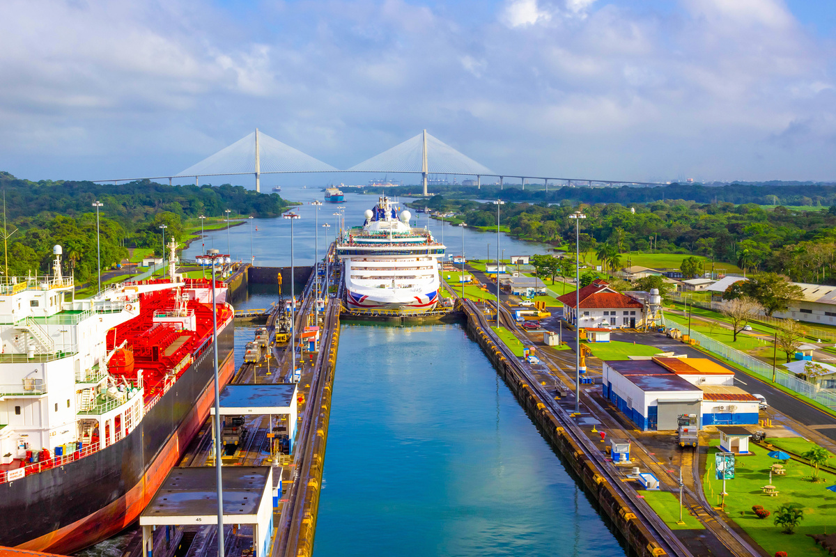 Il Canale di Panama torna americano: che cosa c’è dietro la maxi operazione tra Blackrock e Aponte (Gruppo Msc) Il Canale di Panama torna americano: che cosa c’è dietro la maxi operazione tra Blackrock e Aponte (Gruppo Msc)