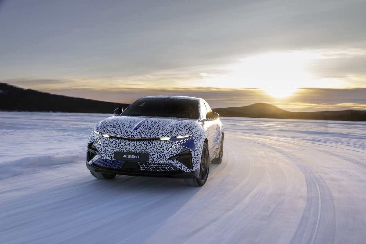 Alpine A390: la fastback sportiva elettrica testata in condizioni estreme Alpine A390: la fastback sportiva elettrica testata in condizioni estreme