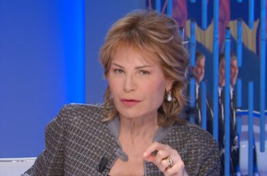 Ascolti tv, Gruber sopra al 9%. Striscia la Notizia risale. Mentre De Martino… I trend