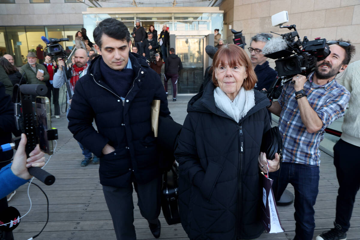 Pelicot, il terribile sospetto: sedava e violentava non solo la moglie ma anche la figlia. Altra denuncia Pelicot, il terribile sospetto: sedava e violentava non solo la moglie ma anche la figlia. Altra denuncia