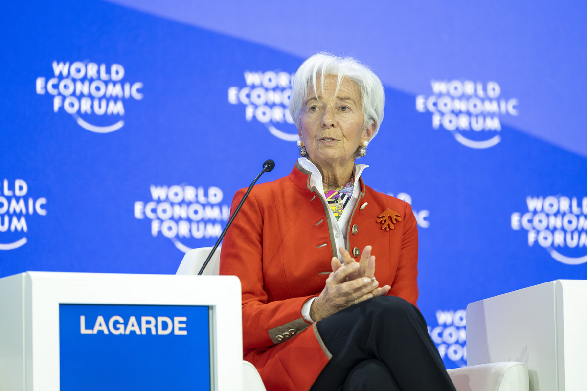 Bce taglia i tassi di interesse di 25 punti, il rebus del mutuo variabile e fisso: chi ci guadagna Bce taglia i tassi di interesse di 25 punti, il rebus del mutuo variabile e fisso: chi ci guadagna