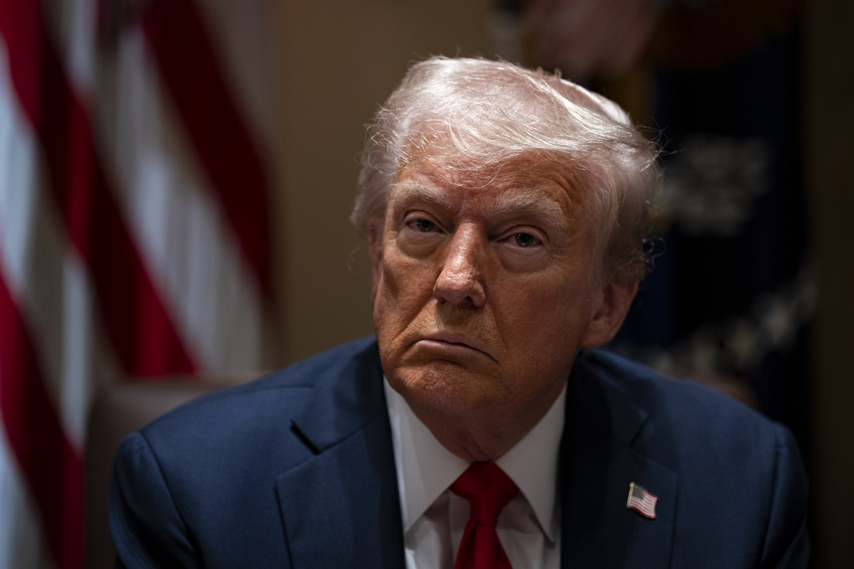Trump chiama Stellantis, General Motors e Ford e grazia il settore auto: concesso un mese di tregua sui dazi Trump chiama Stellantis, General Motors e Ford e grazia il settore auto: concesso un mese di tregua sui dazi