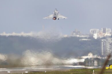 Mirage ed F16: cosa cambia nella guerra dei cieli tra Russia ed Ucraina