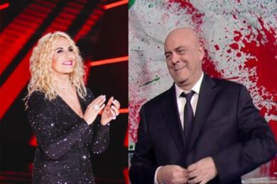 Ascolti tv, The Voice Senior distugge Le Onde del passato. Crozza va giù. Quarto Grado boom – Top e Flop