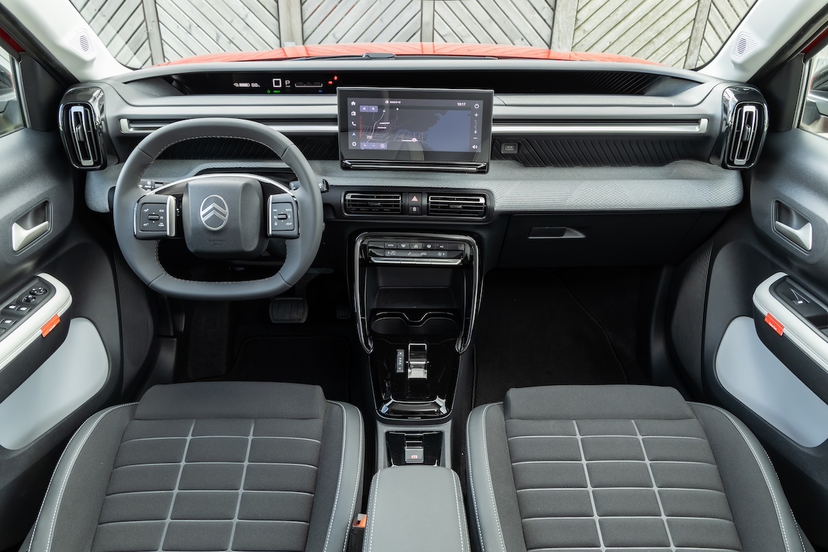 Nuova Citroën C3 Business: tecnologia, comfort e sicurezza per il mondo B2B Nuova Citroën C3 Business: tecnologia, comfort e sicurezza per il mondo B2B