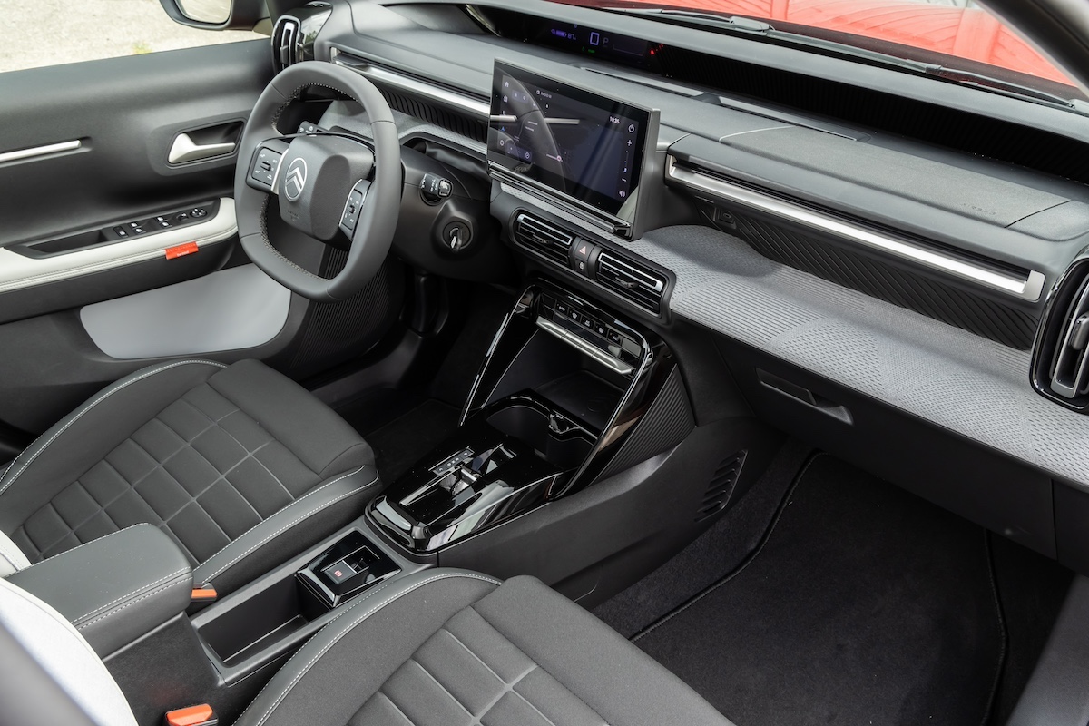 Nuova Citroën C3 Business: tecnologia, comfort e sicurezza per il mondo B2B Nuova Citroën C3 Business: tecnologia, comfort e sicurezza per il mondo B2B