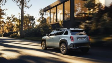 Raffaele Fusilli CEO di Renault Italia, racconta il connubio tra passato e futuro della nuova R4