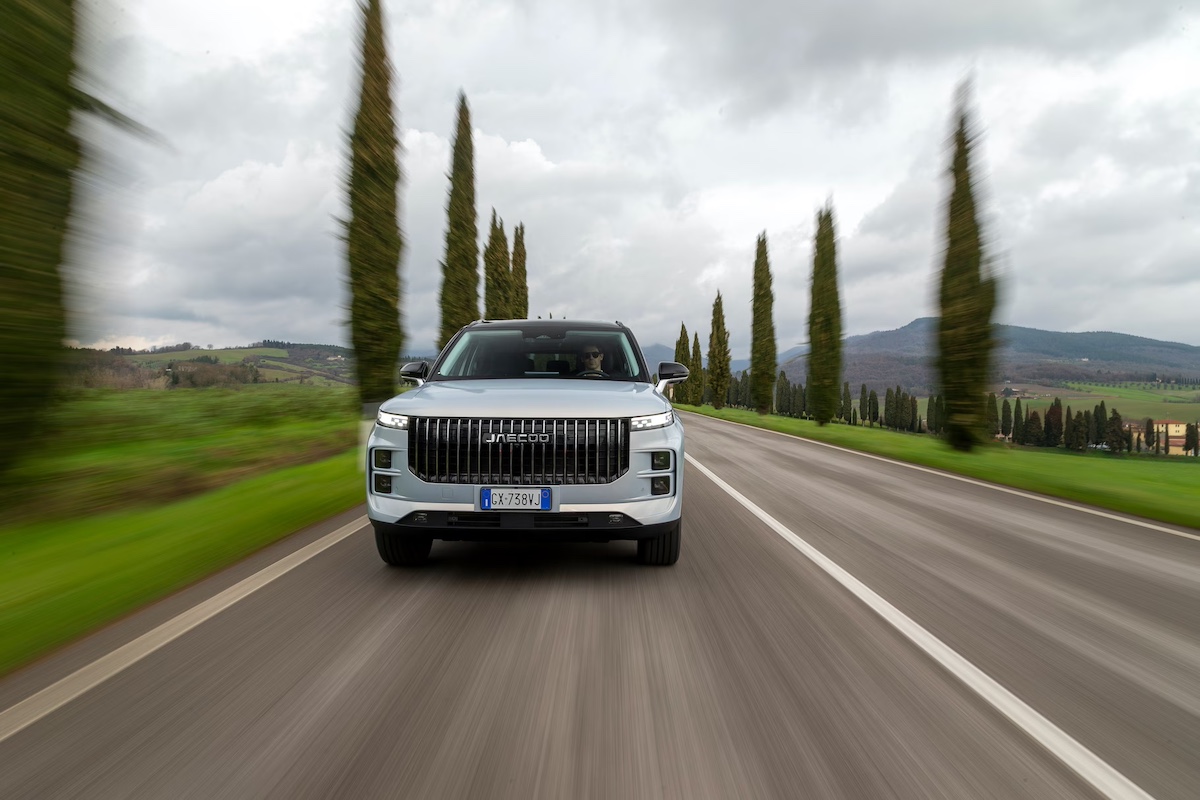JAECOO 7 Super Hybrid: arriva in Italia il SUV plug-in con autonomia di 1.200 km JAECOO 7 Super Hybrid: arriva in Italia il SUV plug-in con autonomia di 1.200 km