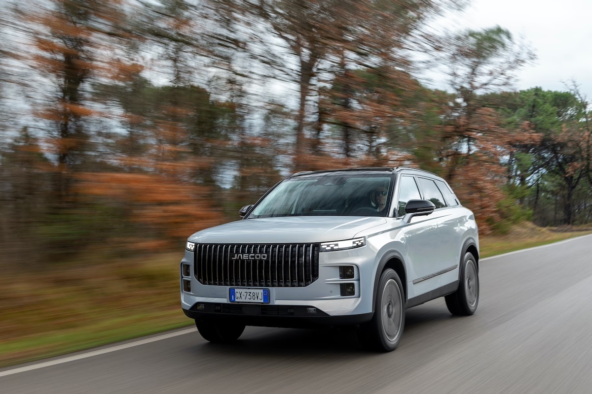JAECOO 7 Super Hybrid: arriva in Italia il SUV plug-in con autonomia di 1.200 km JAECOO 7 Super Hybrid: arriva in Italia il SUV plug-in con autonomia di 1.200 km