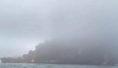 Regno Unito, collisione tra una petroliera Usa e una nave cargo nel Mare del Nord. Fiamme a bordo