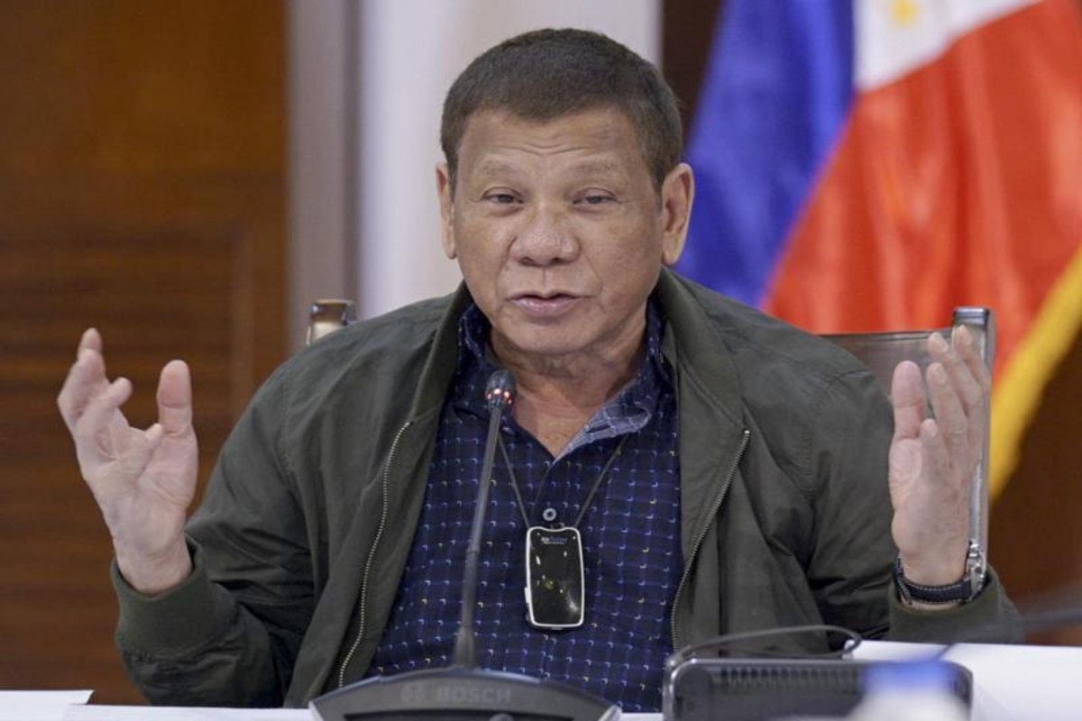 Filippine, il presidente Duterte arrestato per crimini contro l’umanità: avrebbe fatto uccidere migliaia di persone Filippine, il presidente Duterte arrestato per crimini contro l’umanità: avrebbe fatto uccidere migliaia di persone