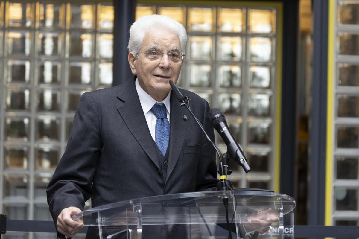 Starlink, Mattarella non incontrerà Musk. Stupore del Colle: qui non si stipulano contratti Starlink, Mattarella non incontrerà Musk. Stupore del Colle: qui non si stipulano contratti